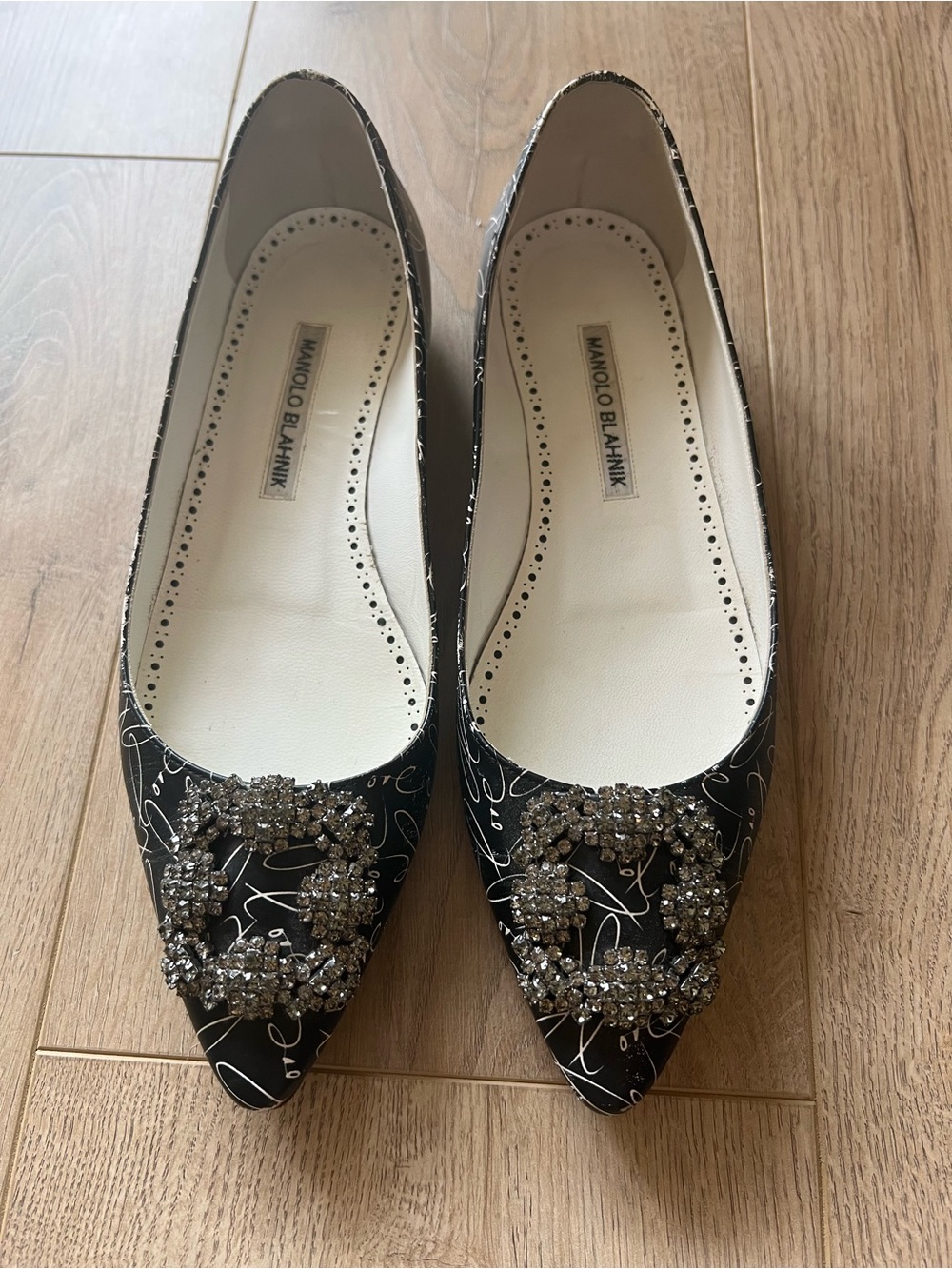 Manolo Blahnik Hangisi Love Decade of Love Limited Edition Flats 38